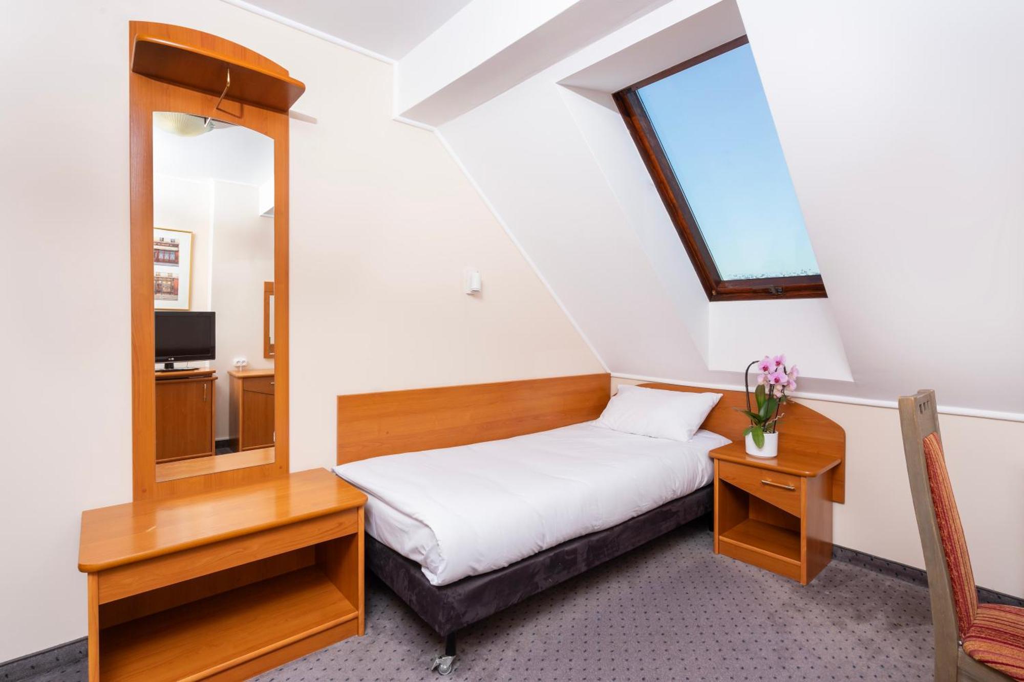 Hotel Victory Home Warszawa Zewnętrze zdjęcie