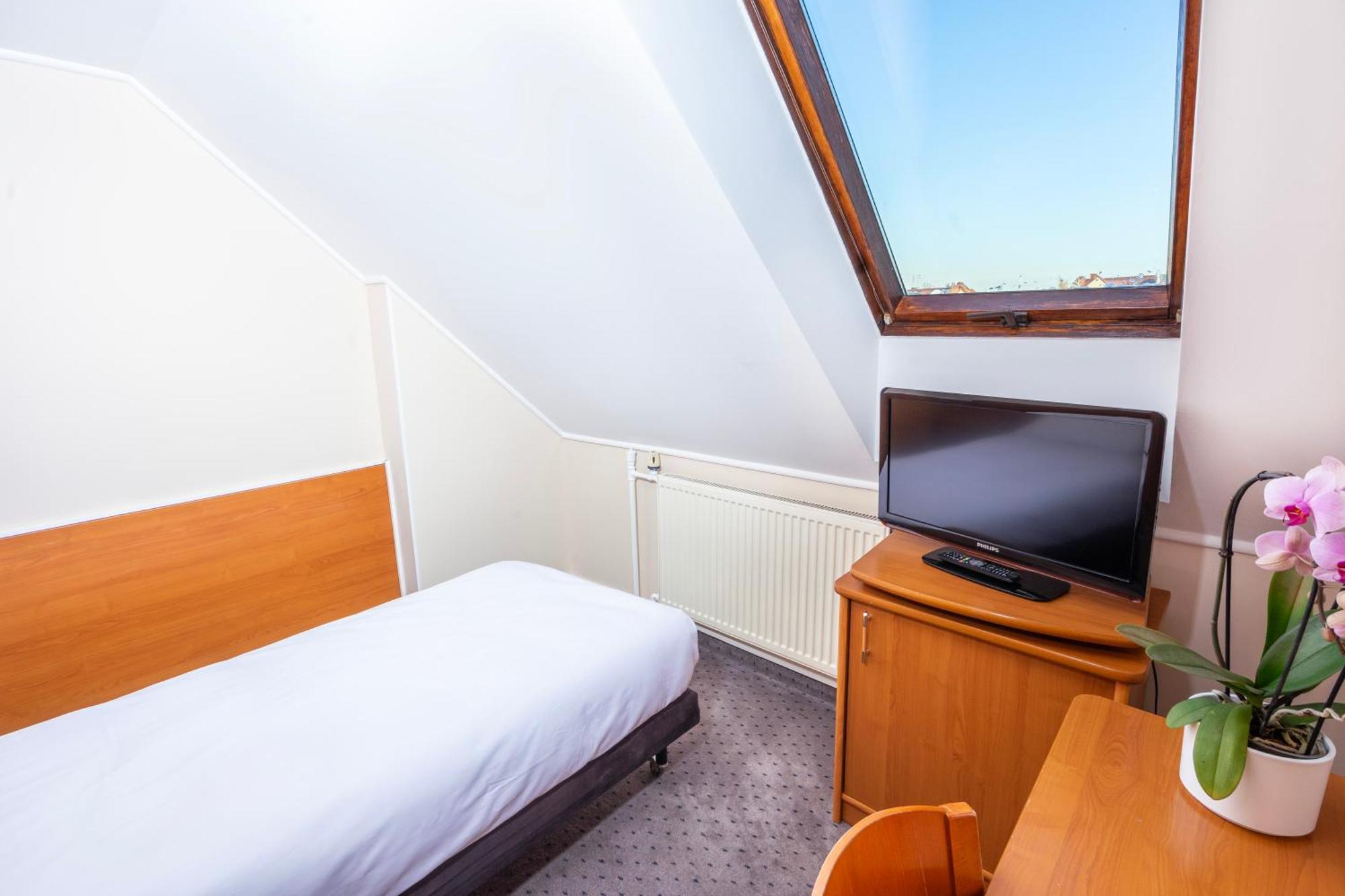 Hotel Victory Home Warszawa Zewnętrze zdjęcie