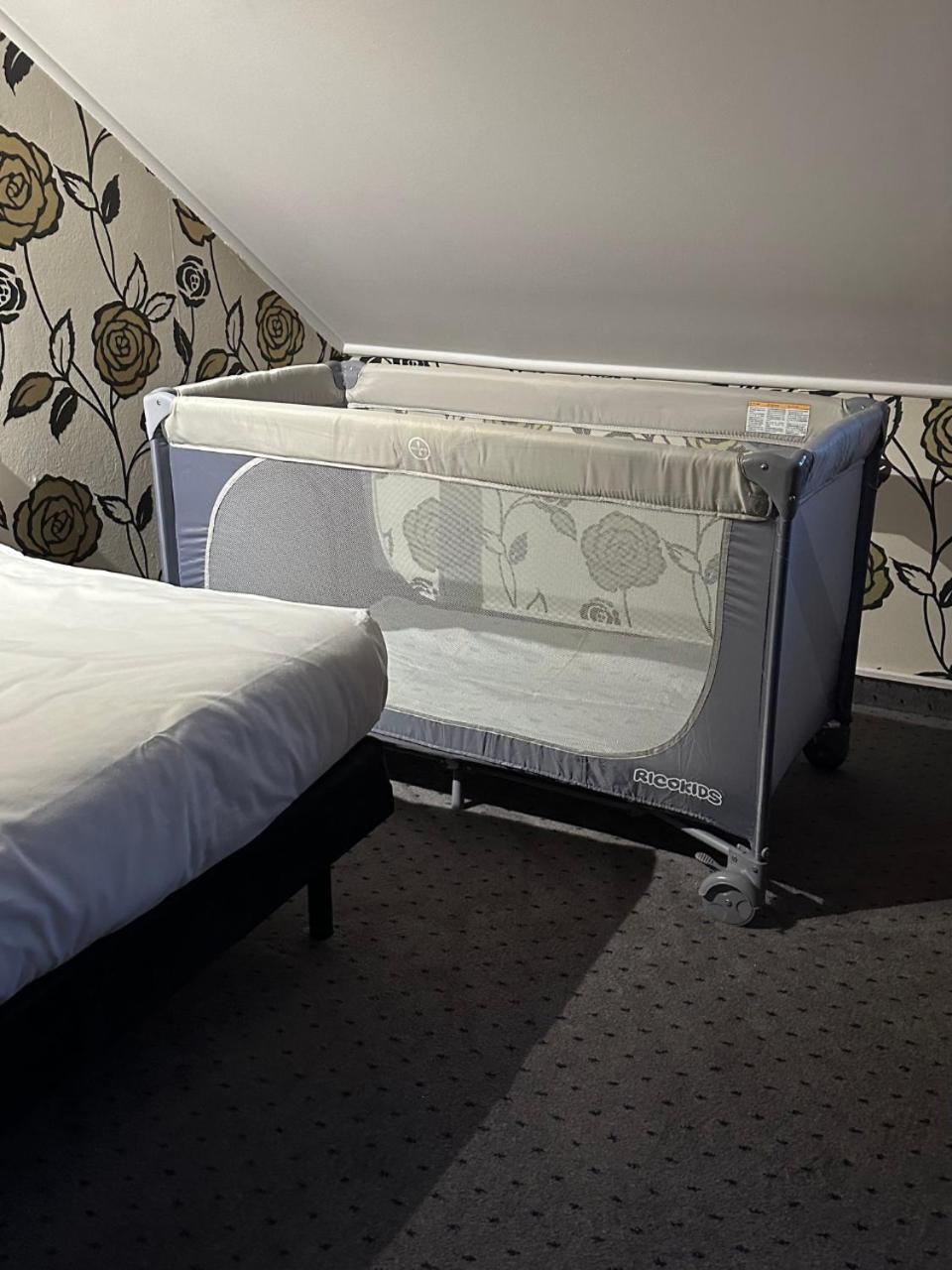 Hotel Victory Home Warszawa Zewnętrze zdjęcie
